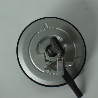 ČEP REZERVOARA GORIVA / 17620-GE2-931 <BR>* HONDA MSX 125 / NSR 50 - 75 / NS-1 <BR>* NOVO