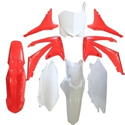 SET / KOMPLET PLASTIKA HONDA CRF 150 (07-10) OEM BOJA <BR>* PROIZVOĐAČ: RTECH