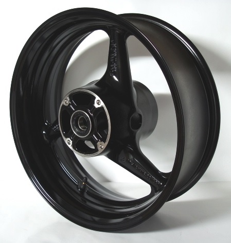 ZADNJI KOTAČ / STRAŽNJI NAPLATAK / ZADNJA FELGA <BR> OEM HONDA CBR 900 RR FIREBLADE 2002-2003 (42650-MCJ-750ZB)
