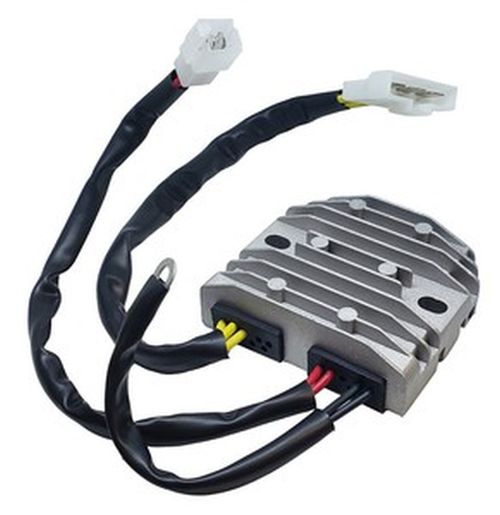 REGULATOR NAPONA (REGLER) HUSQVARNA 401, KTM DUKE 125/200/250/390 (12V/50A) <br> DZE: 2577
