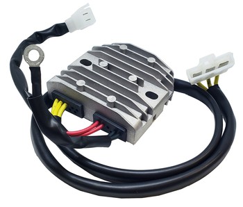 REGULATOR NAPONA (REGLER) HUSQVARNA 401, KTM DUKE 125/250/390 (12V/50A) <br> DZE: 2578
