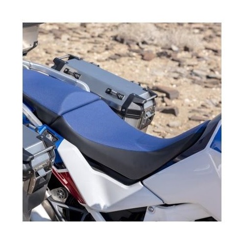 SJEDALO VOZAČA SNIŽENO 25 MM, OEM HONDA CRF 1100 AFRICA TWIN 2020-2025, BOJA: CRNO-PLAVA <br> (08R73-MKS-E00ZB)