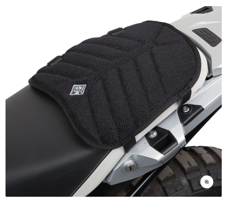 PODMETAČ (PAD) ZA SJEDALO MOTOCIKLA ZA UDOBNIJU VOŽNJU SUVOZAČA NA DUŽEM PUTU <br> TUCANO URBANO COOL FRESH (TU326-N/4)