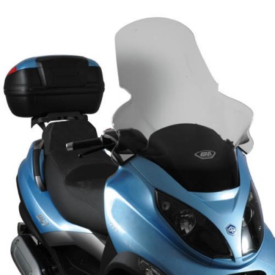 VJETROBRAN / VIZIR ZA SKUTERE PIAGGIO MP3 / 125, 250, 300, 400 (2006-2011), PROZIRAN, VISINA: 82CM, ŠIRINA: 64 CM <br> (GIVI: D501ST)