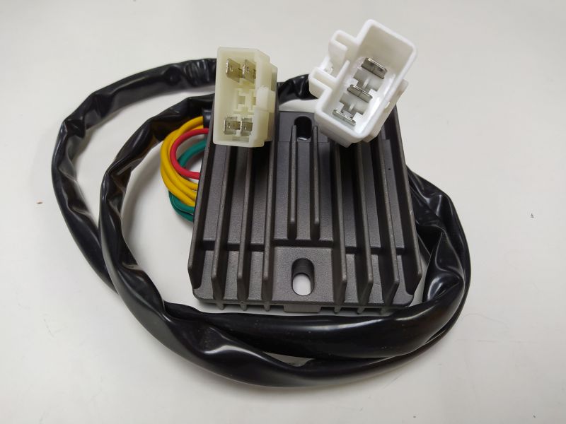 REGULATOR NAPONA / REGLER HONDA CBR 600F (2001-2006) <br> (GZRH15)